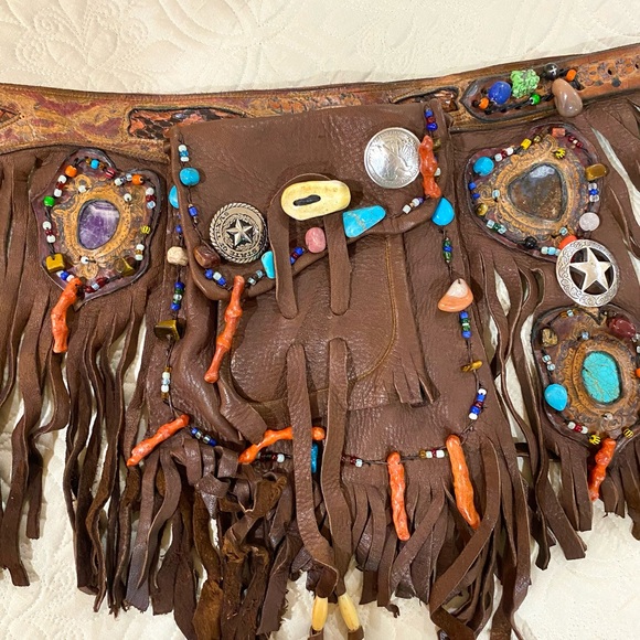 Medicine Belt - Picture 3 of 16